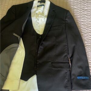 Perry Ellis Boy’s size 10 Black Suit with Vest and Pants
